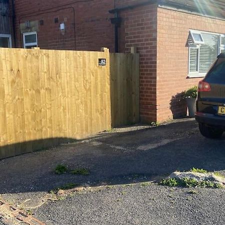 Spacious One Bedroom Ground Floor Apartment Harrogate Dış mekan fotoğraf